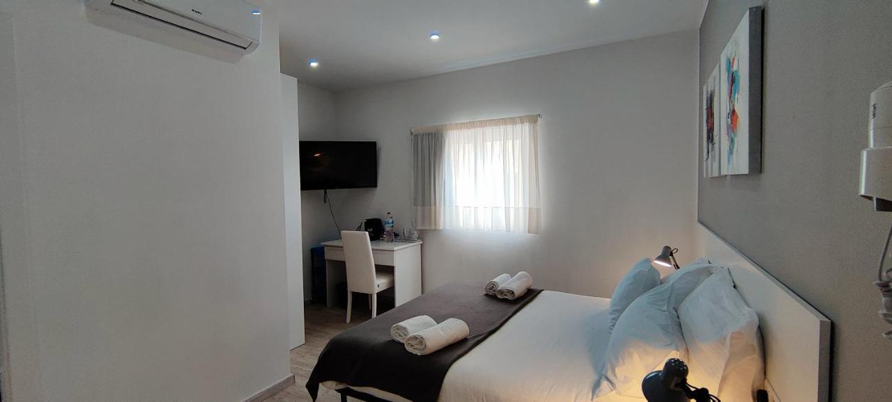 Villa Arjuza - Private Self Catering Bedrooms With Bathroom Is-Swieqi Экстерьер фото